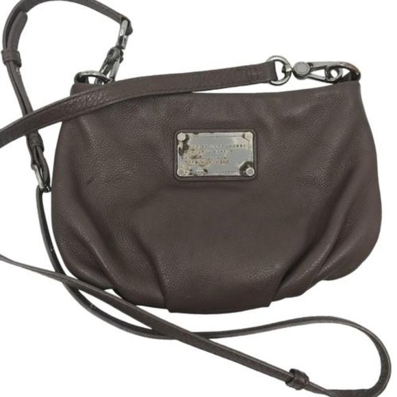 Marc Jacobs Handbags - Marc Jacobs Brown Leather Crossbody Bag